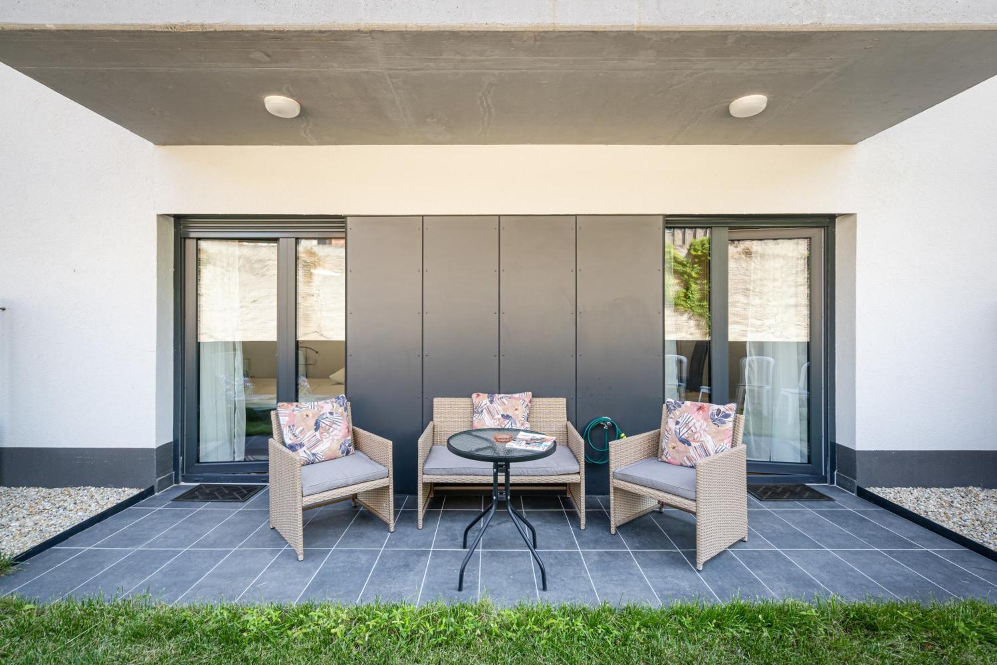 Peter Apartment With Terrace Budapest Exterior photo